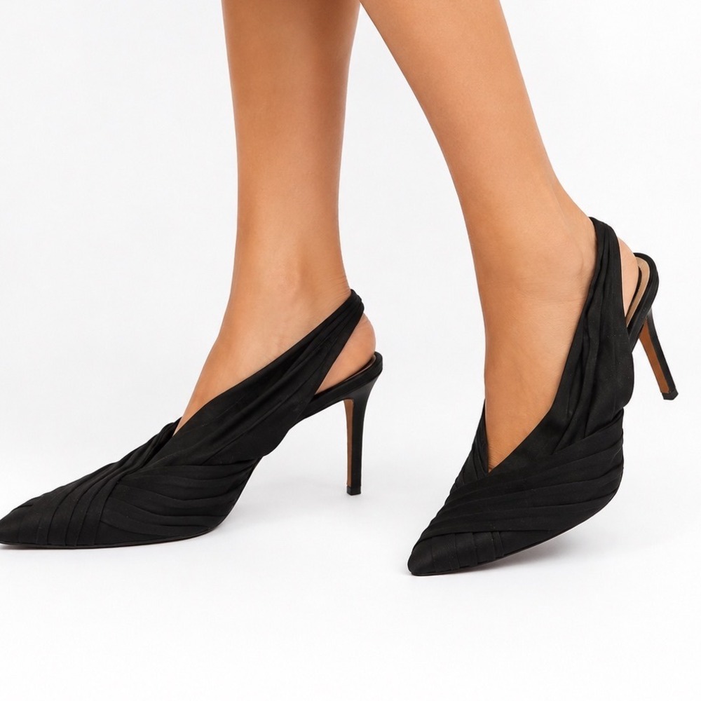 Imagine Vince Camuto Black Pleated Satin Slingback Pointed Toe Pumps Heels 8.5M